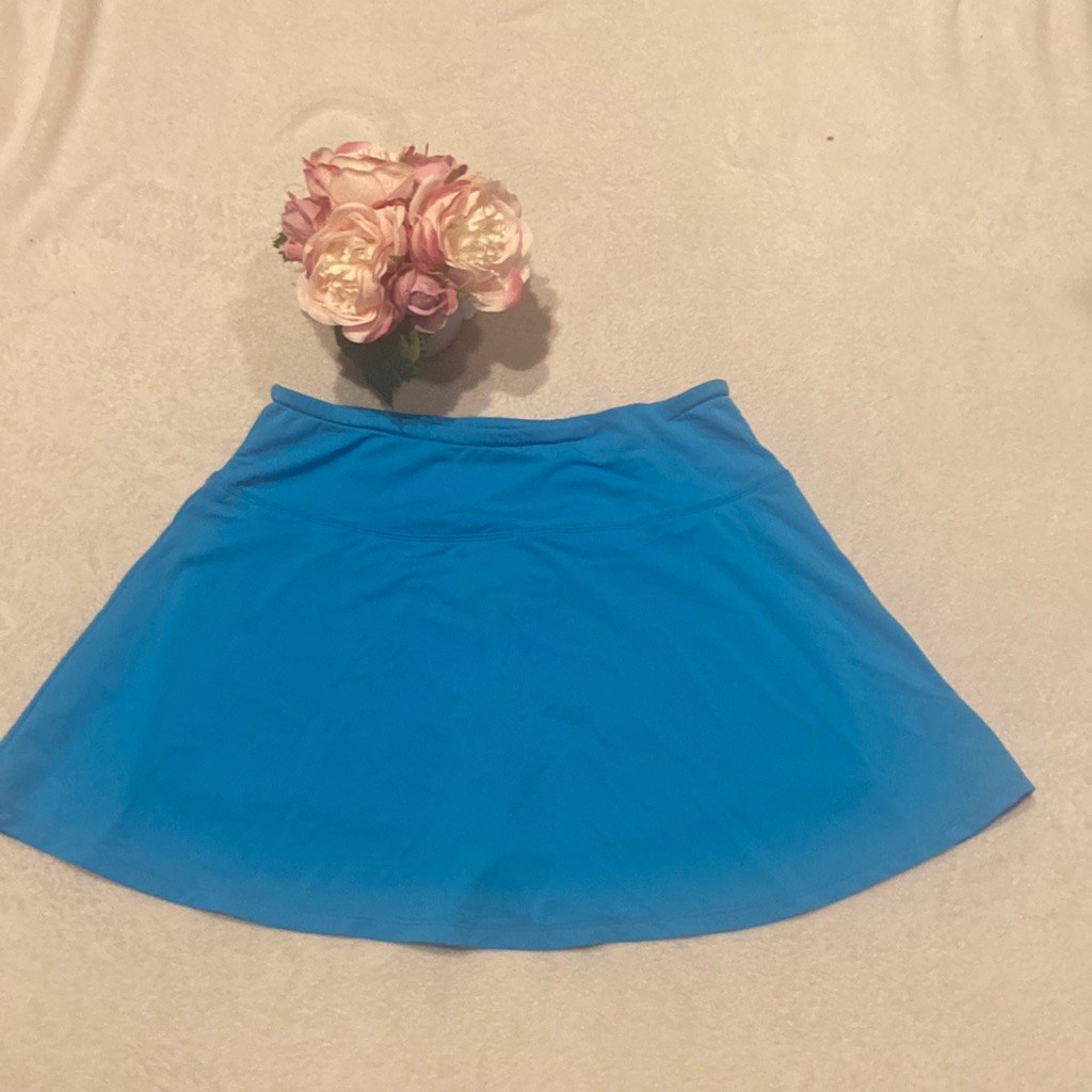 Blevonh Size L Blue Skort